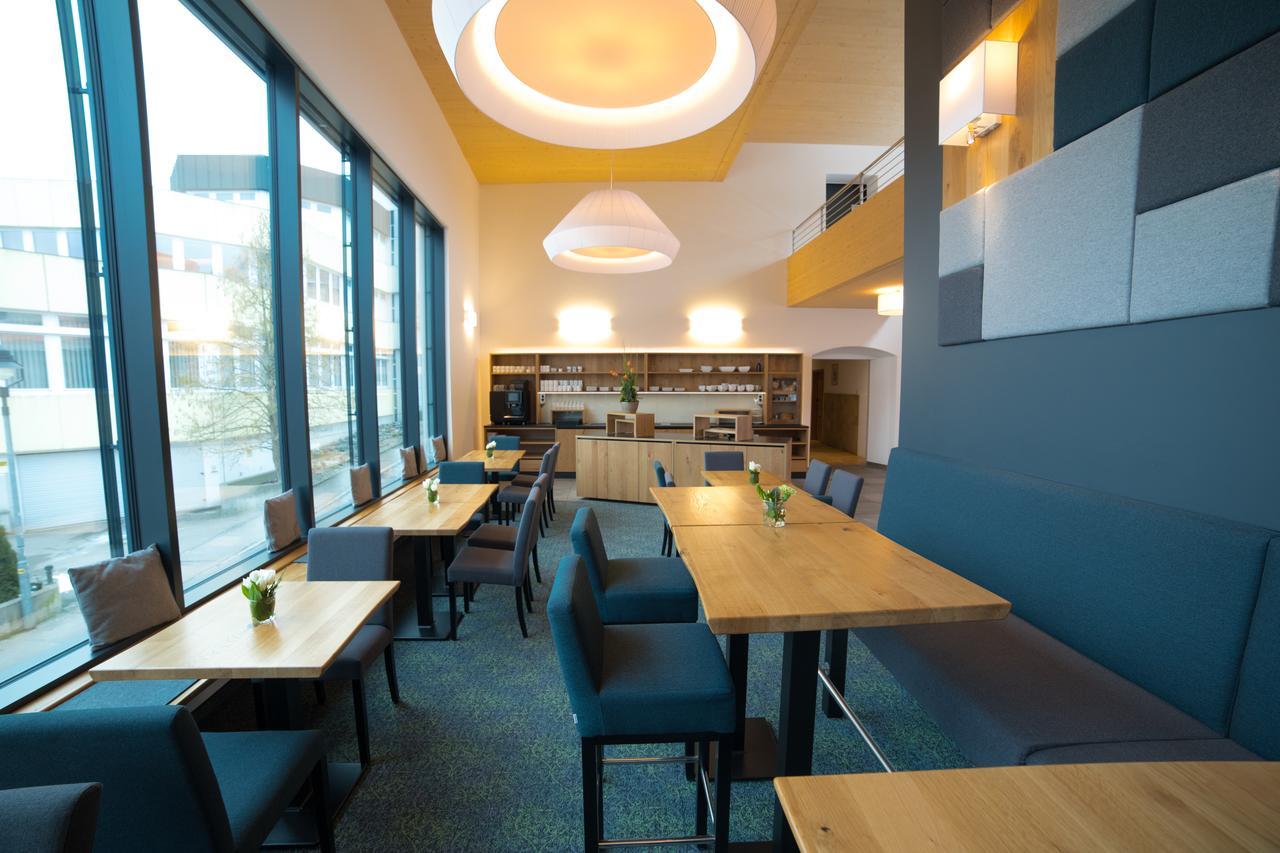 Hotel Zum Hirsch Wertingen Екстериор снимка