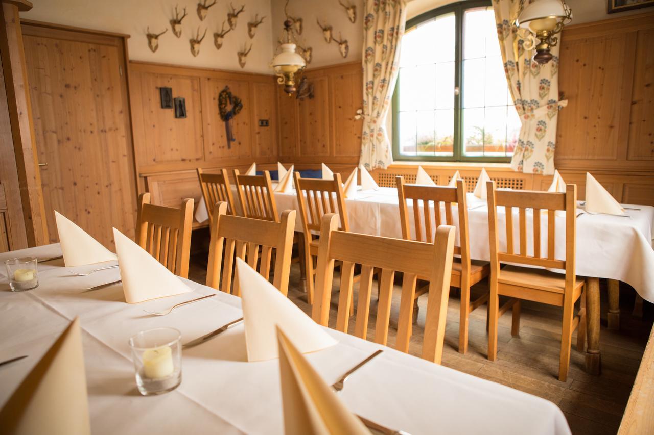 Hotel Zum Hirsch Wertingen Екстериор снимка