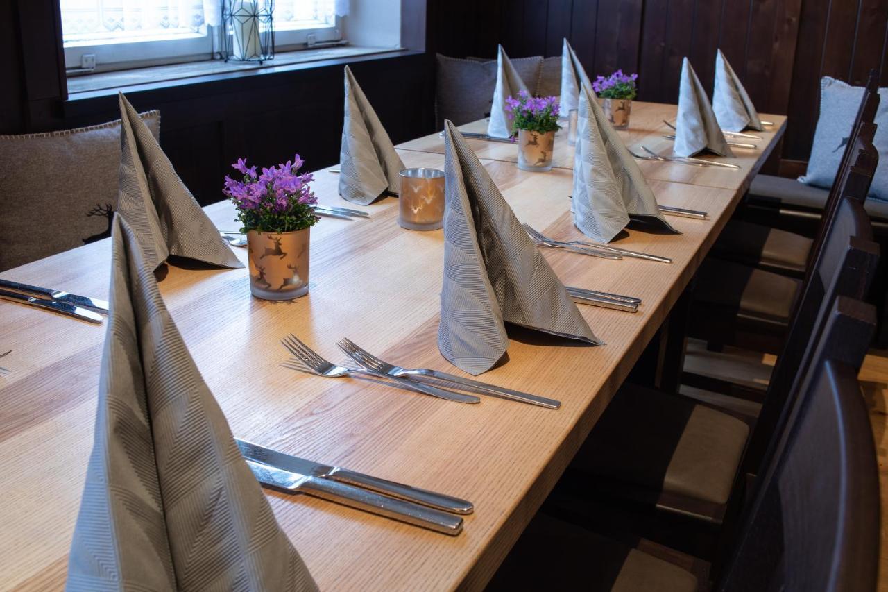 Hotel Zum Hirsch Wertingen Екстериор снимка
